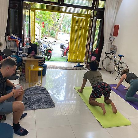 Lu Peaceful Homestay ダナン市 エクステリア 写真