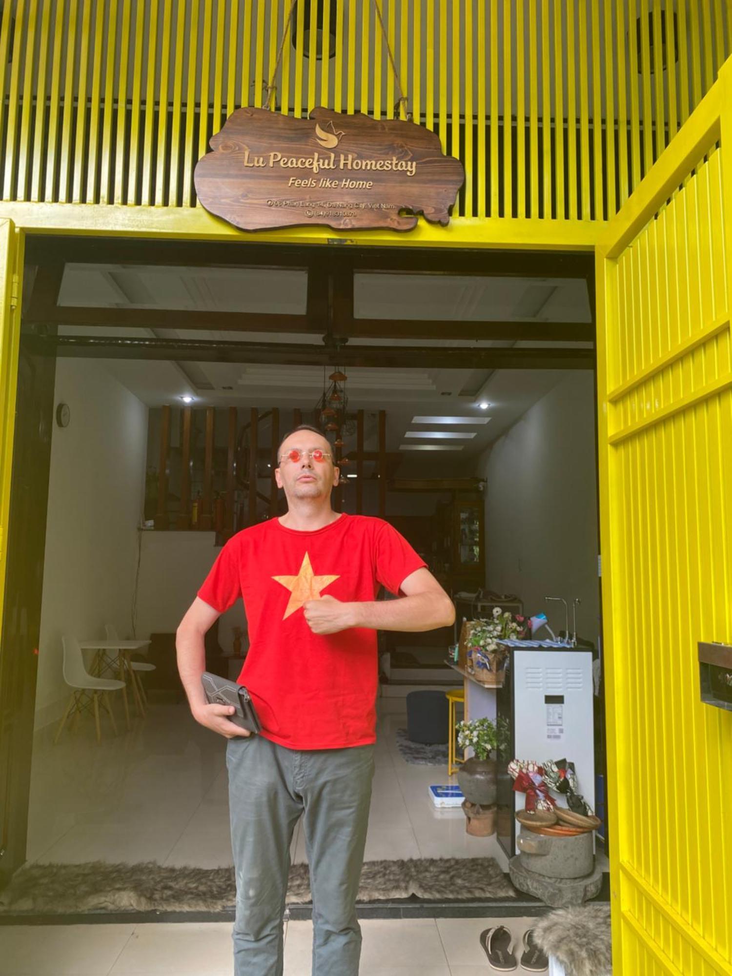 Lu Peaceful Homestay ダナン市 エクステリア 写真