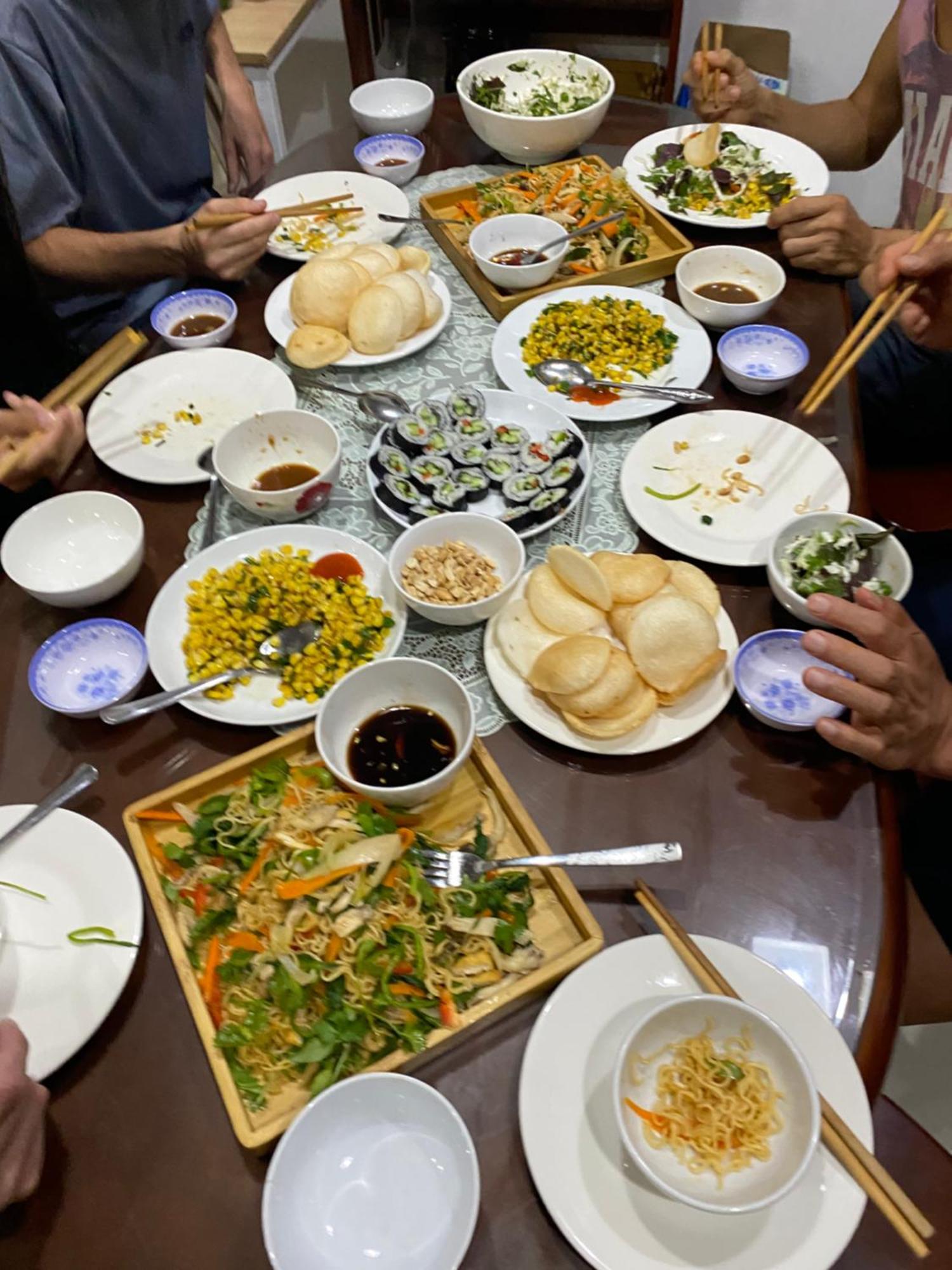 Lu Peaceful Homestay ダナン市 エクステリア 写真