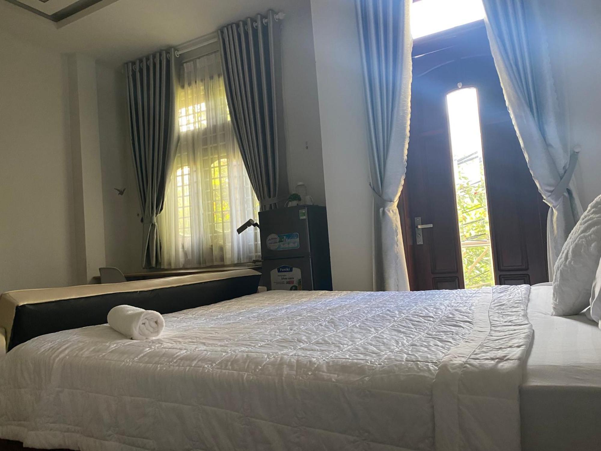 Lu Peaceful Homestay ダナン市 エクステリア 写真